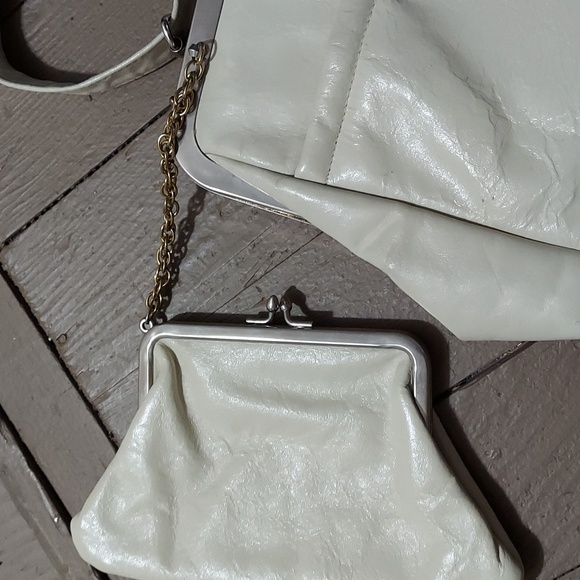 Beautiful Vintage Ruth Salz purse with matching change purse. - Picture 2 of 15